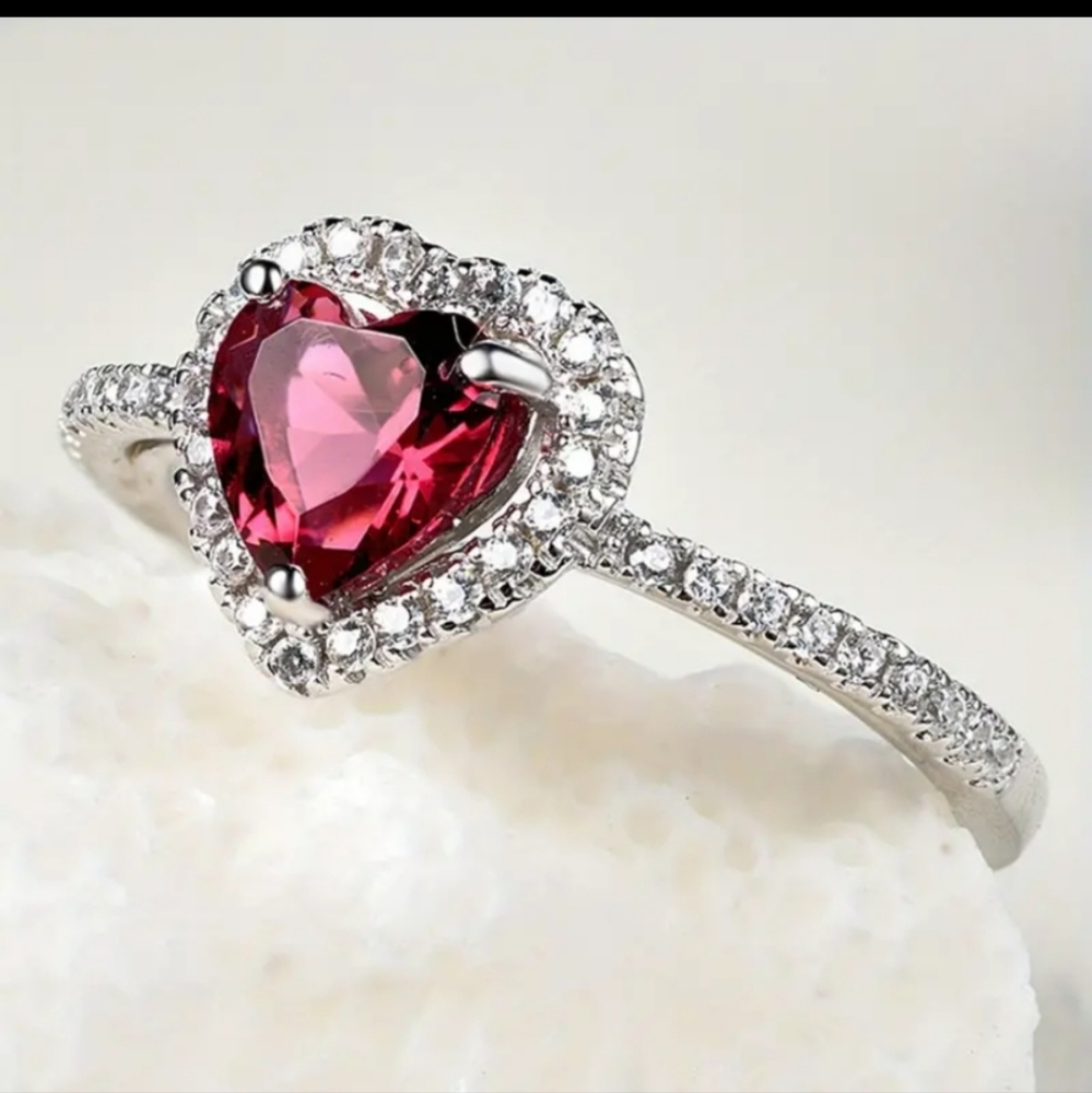 925 Sterling Silver Red Love Shaped Faux Gemstone Wedding Ring. - Picture 3 of 5